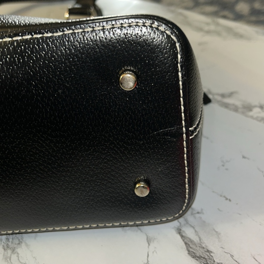 Kate Spade Black dome bag with Textured Finish black leather - Picture 8 of 14
